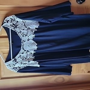 Suzanne Betro 3x top.  Navy with white lace contrast